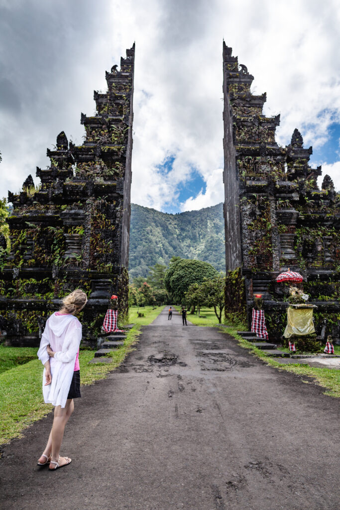DISCOVER BALI ISLAND WITH KOMODO ISLAND