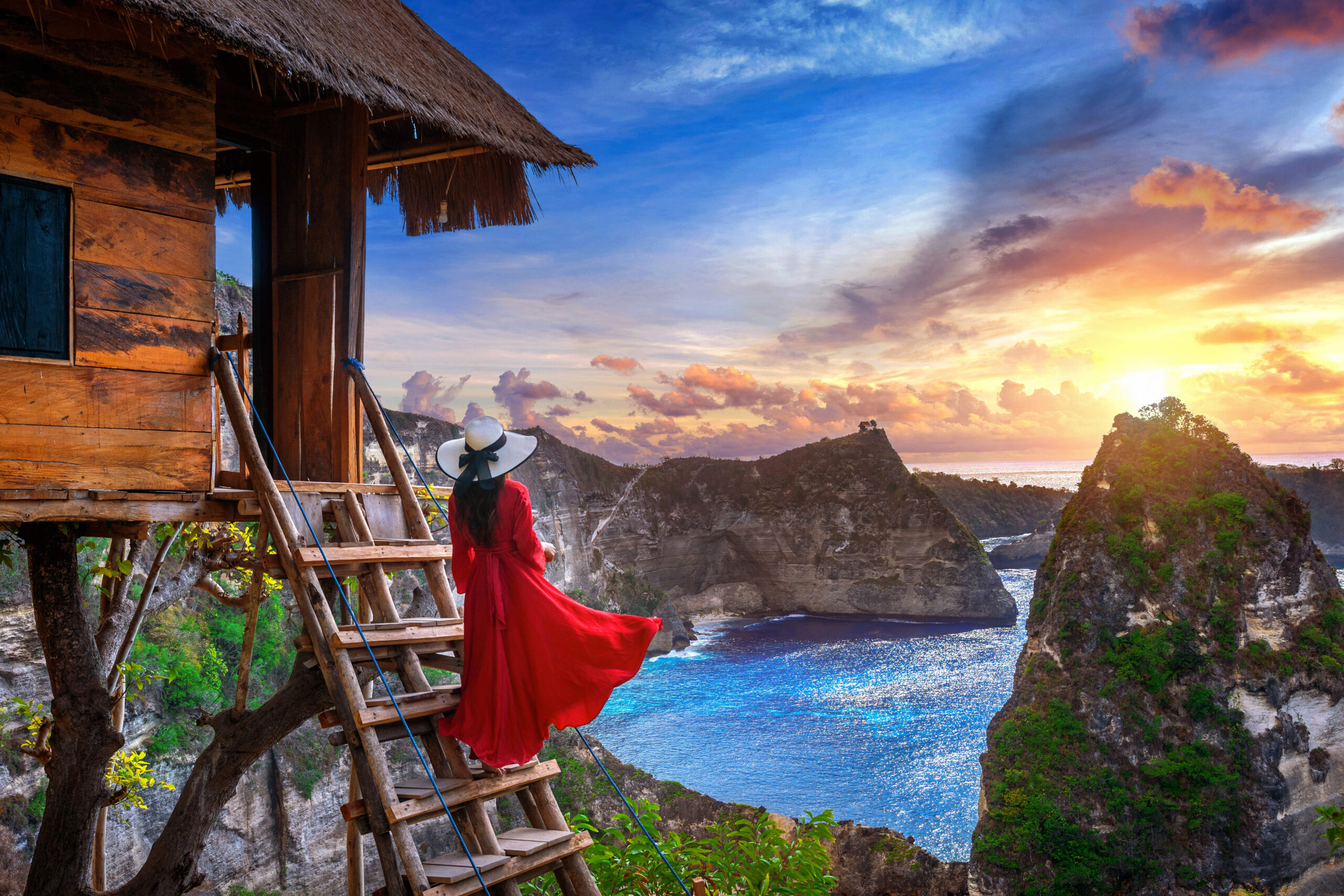 DISCOVER BALI ISLAND WITH KOMODO ISLAND